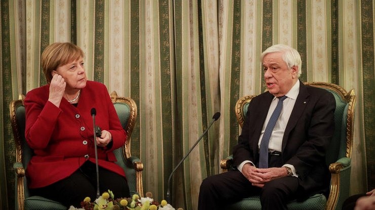 Παυλόπουλος: Η Ελλάδα έμεινε στην Ευρώπη, Μέρκελ: Θα στηρίξουμε οικονομικά