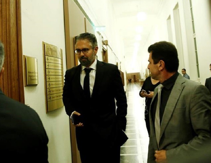 Νέα στοιχεία για Φρουζή: Επιχείρησε να δει τον Στουρνάρα πριν τις εκλογές του 2015