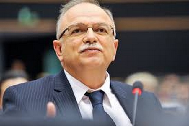Το Δ. Παπαδημούλη προτείνει εκ νέου η Ευρωομάδα της Αριστεράς για τη θέση του αντιπροέδρου του Ε.Κ.