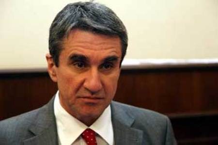 Άρση ασυλίας του Ανδρέα Λοβέρδου για τη Novartis ζητούν οι εισαγγελεις