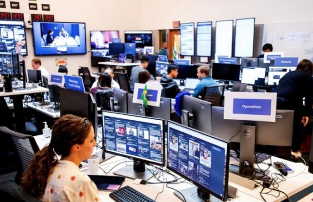 Τα παραδοσιακά ΜΜΕ προσπαθούν να κερδίσουν αναγνώστες μέσω των social media