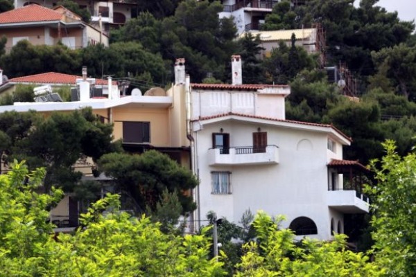 Απαλλάσσονται και τα εκτός σχεδίου ακίνητα από το φόρο μεταβίβασης!