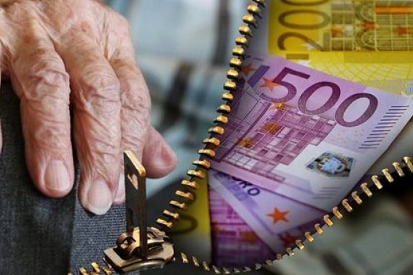 Συνταξιούχοι δύο ταχυτήτων – Χάσμα 426€ στις νέες συντάξεις Δημόσιου-Ιδιωτικού τομέα