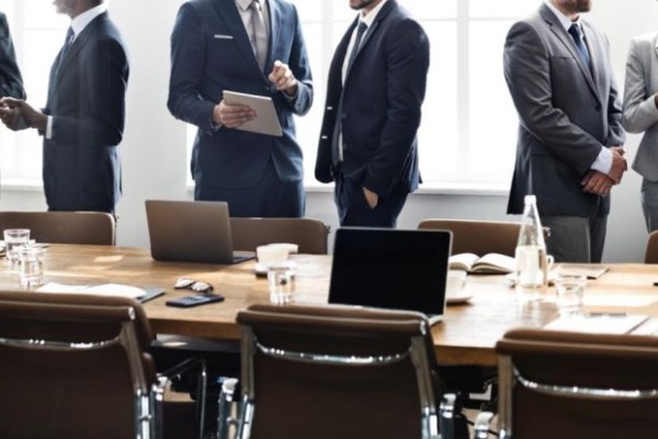 Νέο ν/σ για τη βελτίωση της επιχειρηματικότητας - Ενίσχυση των επενδύσεων