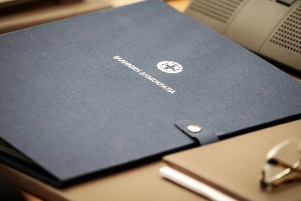 Γκάζι στις ιδιωτικοποιήσεις και στη φορολογική μεταρρύθμιση