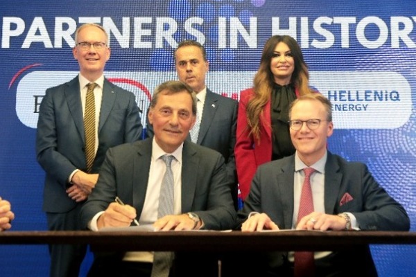 Υπογραφές για το φυσικό αέριο στο Ιόνιο – Ξεκινάει το «κυνήγι του κρυμμένου θησαυρού»