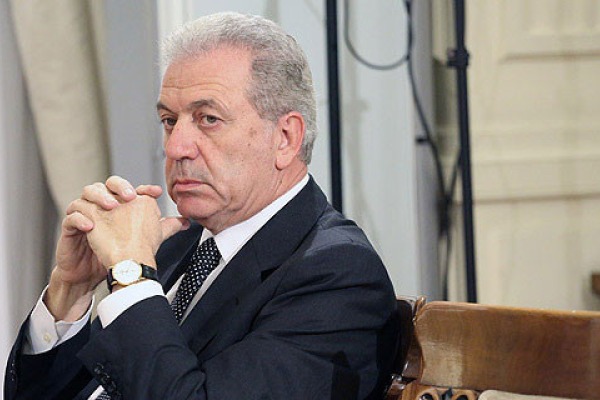Ενταλμα σύλληψης Αβραμόπουλου για το σκάνδαλο Qatargate- Αποκρούει τις κατηγορίες