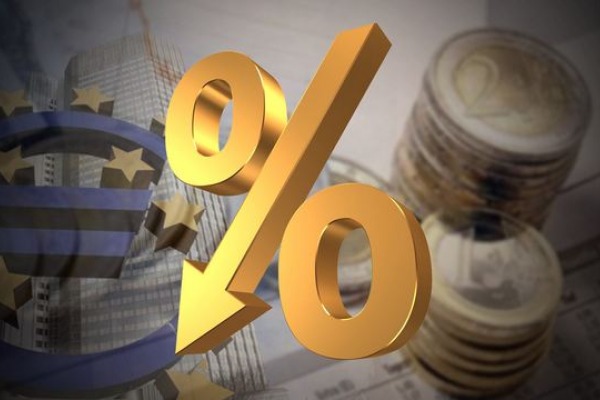Φθηνότερο χρήμα από τις τράπεζες: Δανειζόμαστε πλέον με ευρωπαϊκά επιτόκια