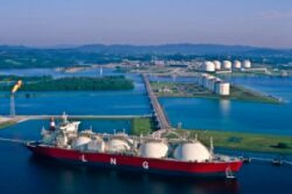 Κίνηση ματ με αμερικανικό LNG, βάσεις σε Ελλάδα και Ισπανία