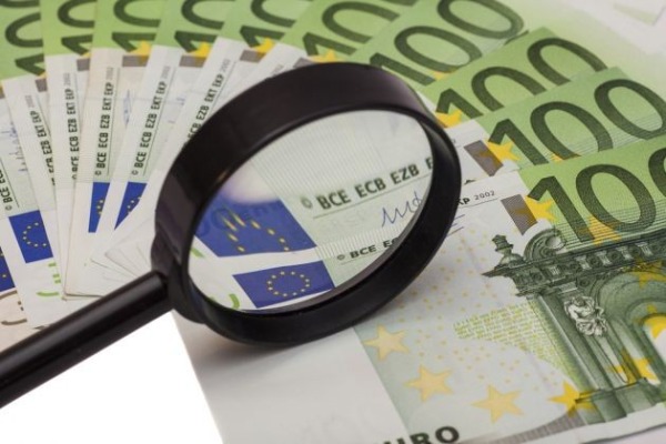 Στα χέρια της ΑΑΔΕ νέο «πακέτο» με συναλλαγές Ελλήνων στο εξωτερικό