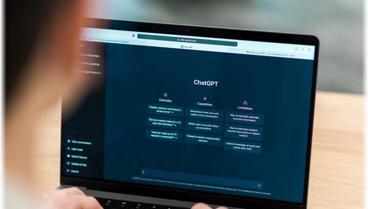 Πώς γράφουμε καλύτερα AI prompts: Τολμηρές εντολές, για ποιοτικές απαντήσεις