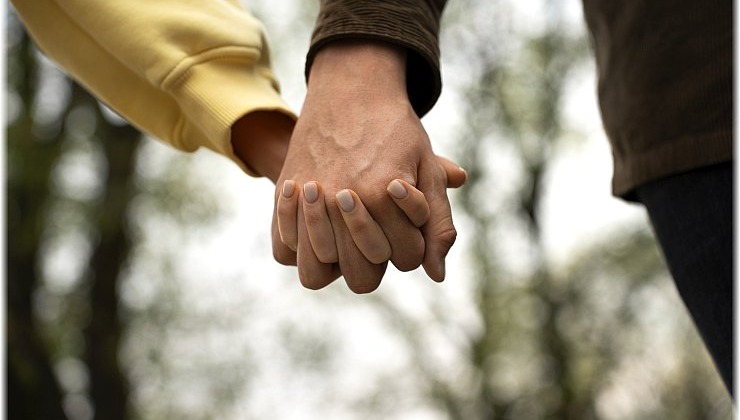 UCLA: Ο γάμος με ουσία προστατεύει από την παχυσαρκία