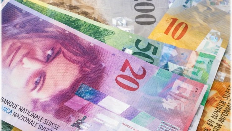 Η Ελβετία παρεμβαίνει στο φράγκο, ρισκάρει σύγκρουση με τις ΗΠΑ