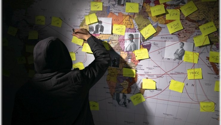 Ορισμένα μυαλά τείνουν προς θεωρίες συνομωσίας. Η επιστήμη ίσως βρήκε γιατί