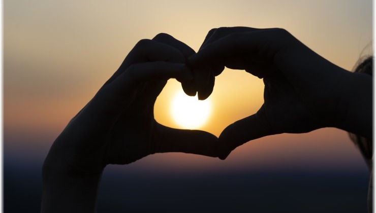 Το "κλειδί" για πετυχημένα ραντεβού και σχέσεις με διάρκεια είναι... (πάλι) η περιέργεια