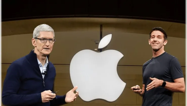 Γιατί ο Τιμ Κουκ θεωρεί την υβριδική AI της Apple «ανταγωνιστικό πλεονέκτημα»
