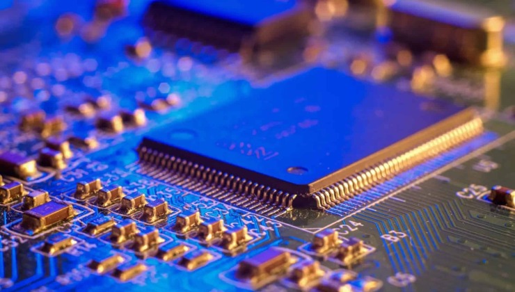 Κατασκευάζοντας chips με ταχύτητα φωτός η Κίνα αφήνει πίσω τις ΗΠΑ (και) στην ψηφιακή τεχνολογία