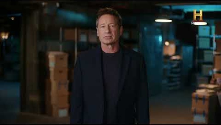 Ντέιβιντ Ντουκόβνι: Τι λέει για το reboot των "X-Files" και τα UFO