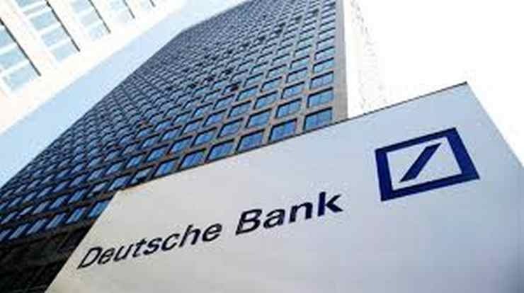 Η Deutsche Bank για την υποβάθμισή της από τον οίκο S&P
