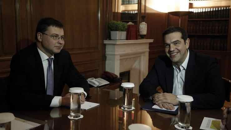 Συνάντηση του Τσίπρα με τον Ντομπρόβσκις