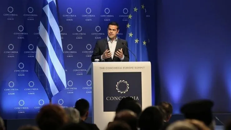 Τσίπρας: Η Ελλάδα άλλαξε σελίδα και στέκεται στα πόδια της