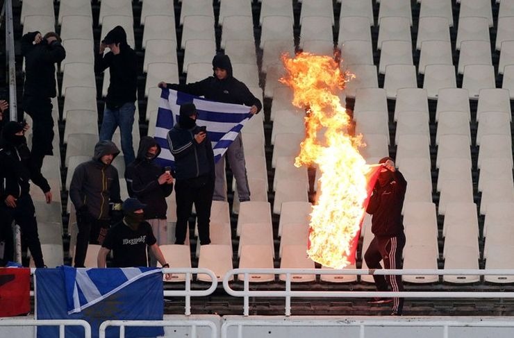 Οι Ναζί έκαψαν και την Εθνική Ελλάδος!