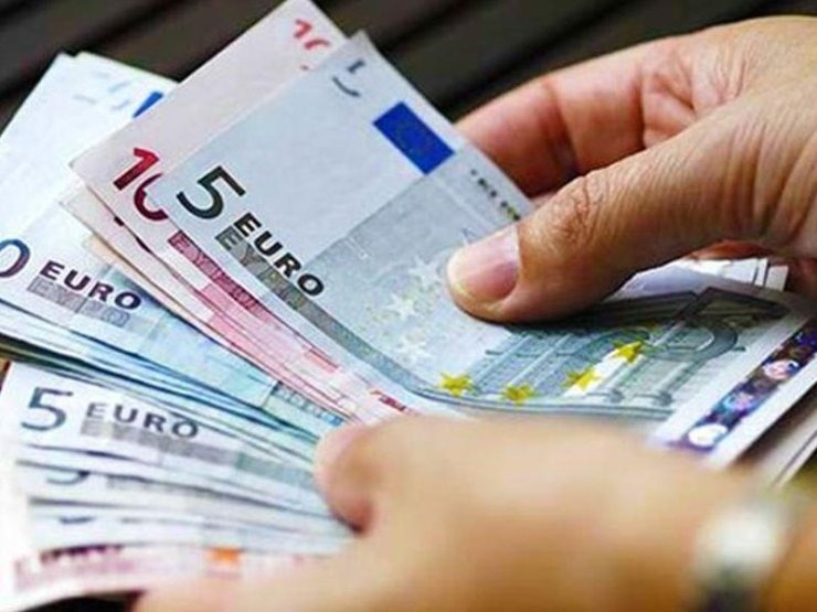 Θα διαμορφωθεί από 820 έως 840 ευρώ σύμφωνα με τις εισηγήσεις που υποβλήθηκαν στο αυριανό υπουργικό Συμβούλιο 