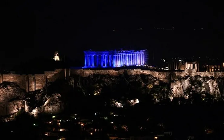 Η Ακρόπολη στα χρώματα της UNICEF