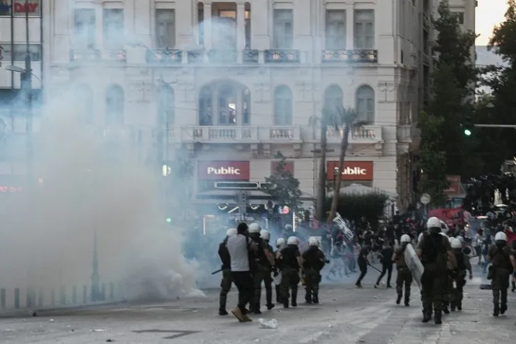 Επεισόδια στο συλλαλητήριο για τις διαδηλώσεις στο κέντρο της Αθήνας