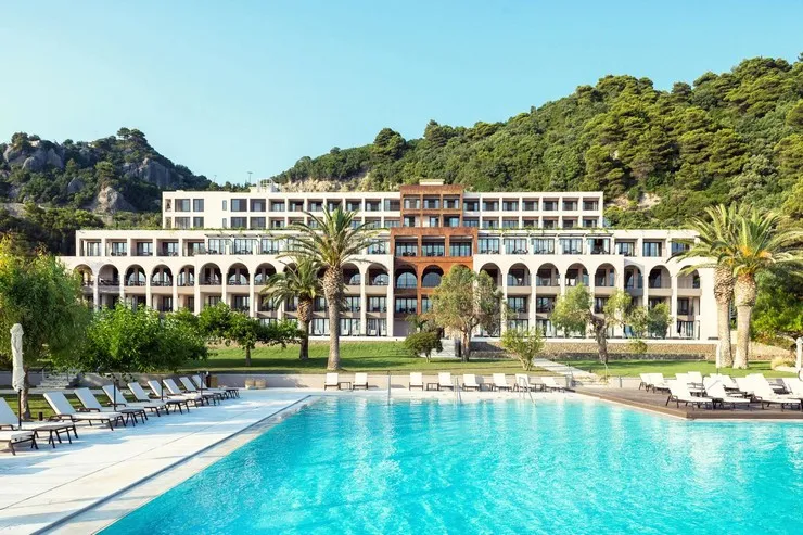 Hotel Investment Partners: Άνοιξε το Domes of Corfu Autograph Collection