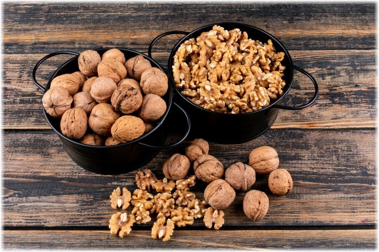 Καρύδια: Τονώνουν τη σκέψη άμεσα, αλλά τη μνήμη... ώρες αργότερα