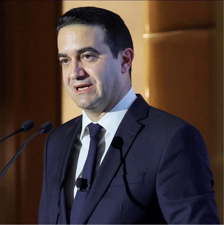 Η κυβέρνηση εξαπατά τους αγρότες και η κτηνοτροφία οδηγείται σε αφανισμό