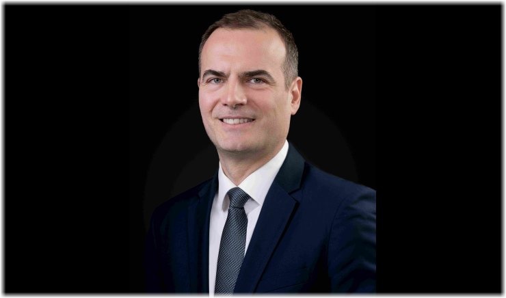 Philip Morris: Ο Γ. Μαργώνης Αντιπρόεδρος Ευρώπης - Η Τ. Δαβού νέα CEO της Παπαστράτος