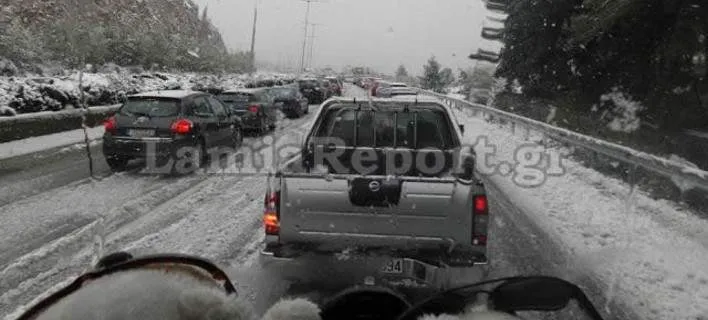 Εκτακτο δελτίο επιδείνωσης του καιρού: Χιόνια και καταιγίδες