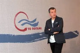Θεοδωράκης: Ή δουλειές ή δανεικά, τρίτος δρόμος δεν υπάρχει