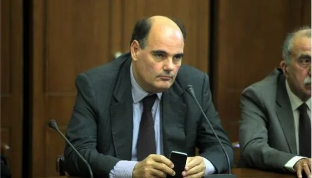 Θετική η ΝΔ για τα δίδακτρα στα δημόσια σχολεία