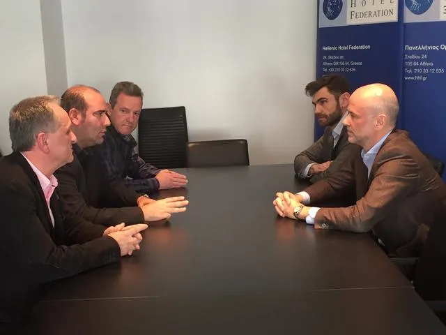 Υπογραφή Κλαδικής Συλλογικής Σύμβασης Εργασίας 2016-2017 μεταξύ ΠΟΞ και ΠΟΕΕ-ΥΤΕ