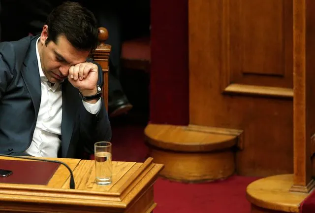 Ασφαλιστικό: Σύγκλιση με τους Ευρωπαίους, αποστάσεις με το ΔΝΤ