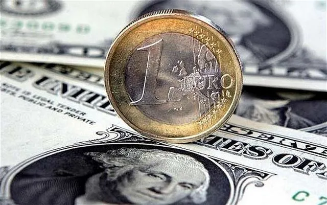 HSBC: Το Brexit θα παρασύρει και το ευρώ