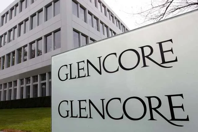 Glencore: Αποσύρεται από μπλοκ αερίου στο Καμερούν