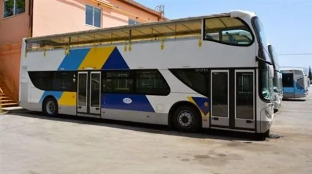 Λεωφορείο για αστέγους - Διαθέτει ντουζιέρα και ιατρείο
