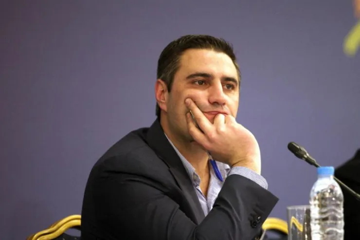 Παραιτήθηκε ο πρόεδρος της ΟΝΝΕΔ Σάκης Ιωαννίδης