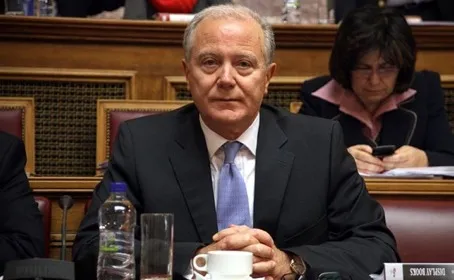 Καμπανάκι Προβόπουλου: Να κλείσει άμεσα η αξιολόγηση, ανάγκη για μεταρρυθμίσεις