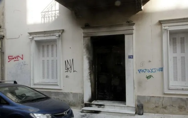Ποιοι βρίσκονται πίσω από την επίθεση στο σπίτι του Φλαμπουράρη