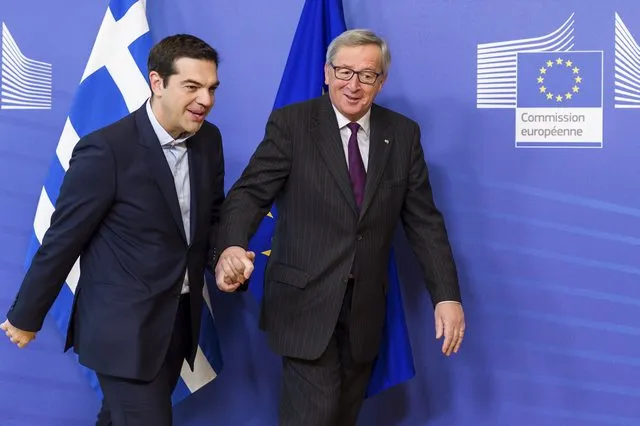 Τσίπρας σε Γιούνκερ: Να εφαρμοστούν οι κυρώσεις κατά της Τουρκίας 