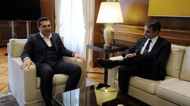 Επικοινωνία Τσίπρα - Μητσοτάκη για τους εγκλωβισμένους πρόσφυγες