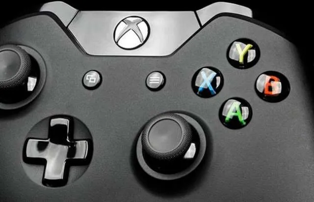 Microsoft: Επιτρέπει το online παιχνίδι μεταξύ παικτών του Xbox και άλλων συστημάτων