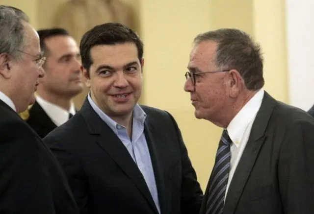 Αναβαθμίζεται το υπουργείο Μεταναστευτικής Πολιτικής, τι θα γίνει με τον Μουζάλα;