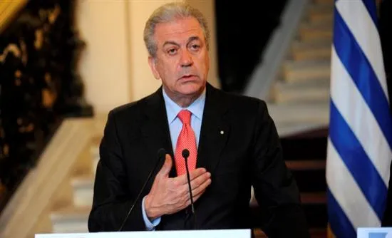 Αβραμόπουλος: Nα διασφαλιστεί η Σένγκεν