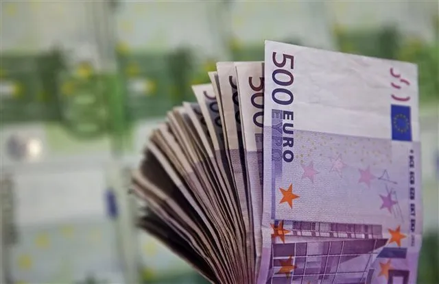 Σχέδια για έλεγχο των τραπεζικών καταθέσεων σε βάθος 15ετίας